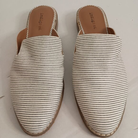 Indigo Rd Black Cream Stripe Mule Heels Womens Sz 8 - Picture 15 of 16